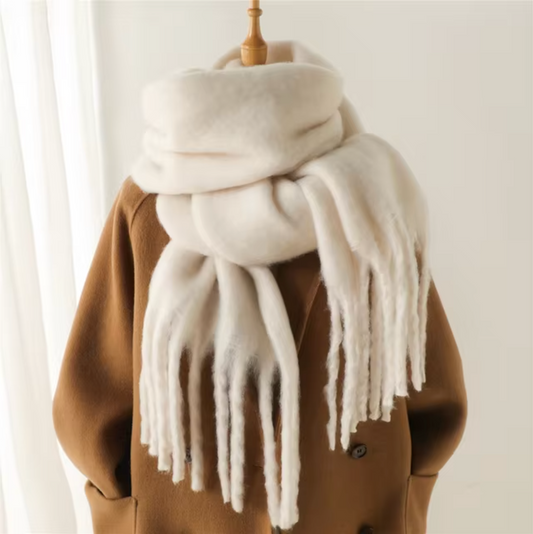 Holly Women's Winter Scarf | Cozy Warmth, Versatile Style 1