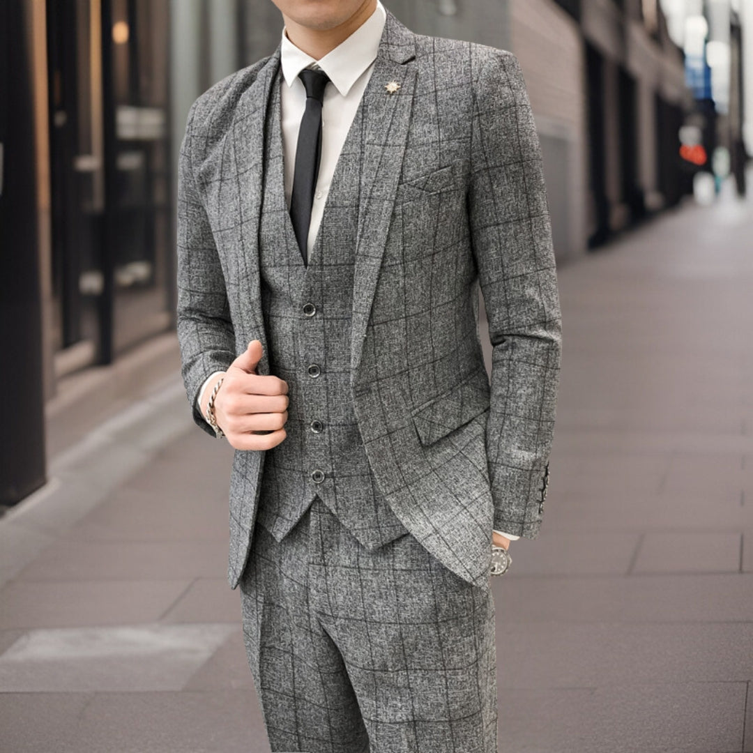 Max Men's Wedding Suit | Checkered Three-Piece Ensemble, Slim Fit 3