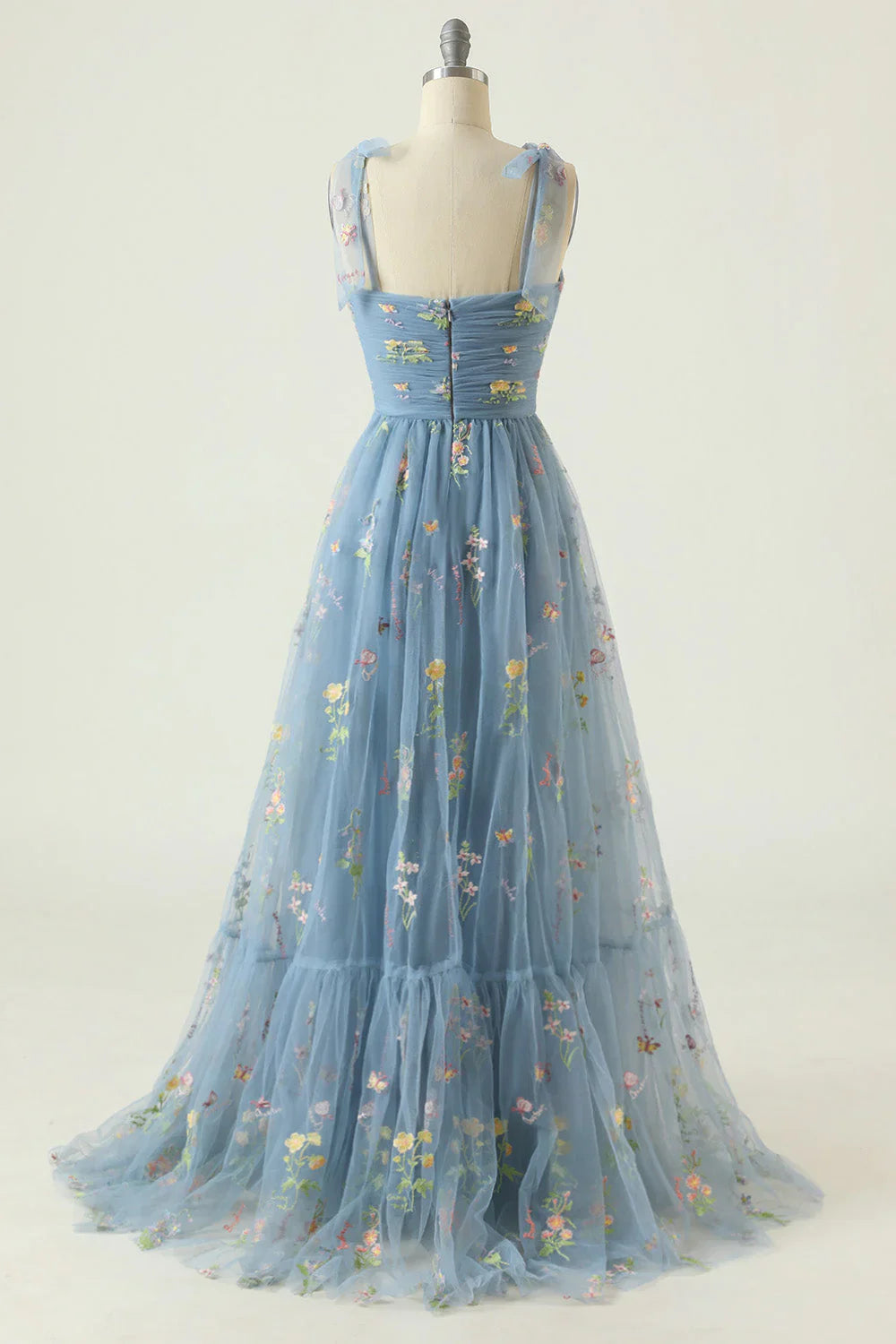 Bella Women's Ball Gown | Embroidered Tulle, Elegant Design 3