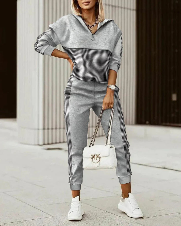 Cora Women's Tracksuit | Breathable Fabric, Modern Fit 3