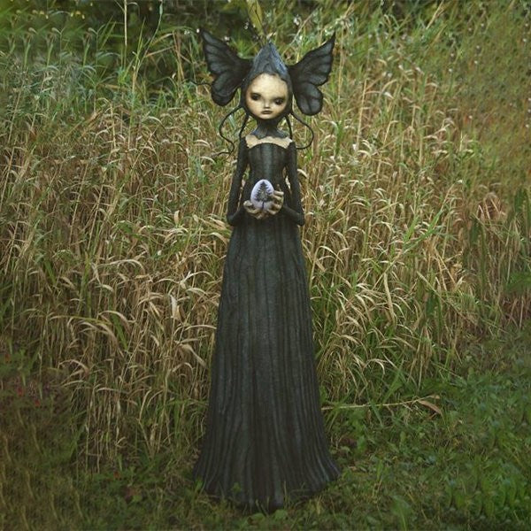 Dara Gothic Witch Figurines | Durable Resin Halloween Decor 4