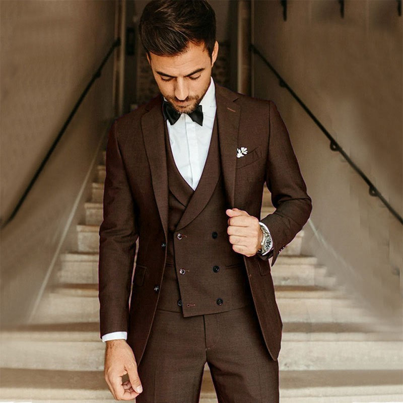 Fergus Men's Suit | Three-Piece Set, Timeless Elegance for Weddings and Formal Events 3