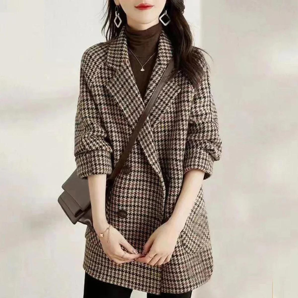 Holly Women's Winter Coat | Elegant Checked Design 3