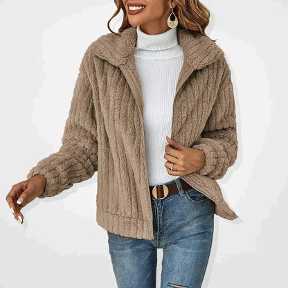 Olwen Women's Quilted Jacket | Plush Fleece, Oversized Fit 4