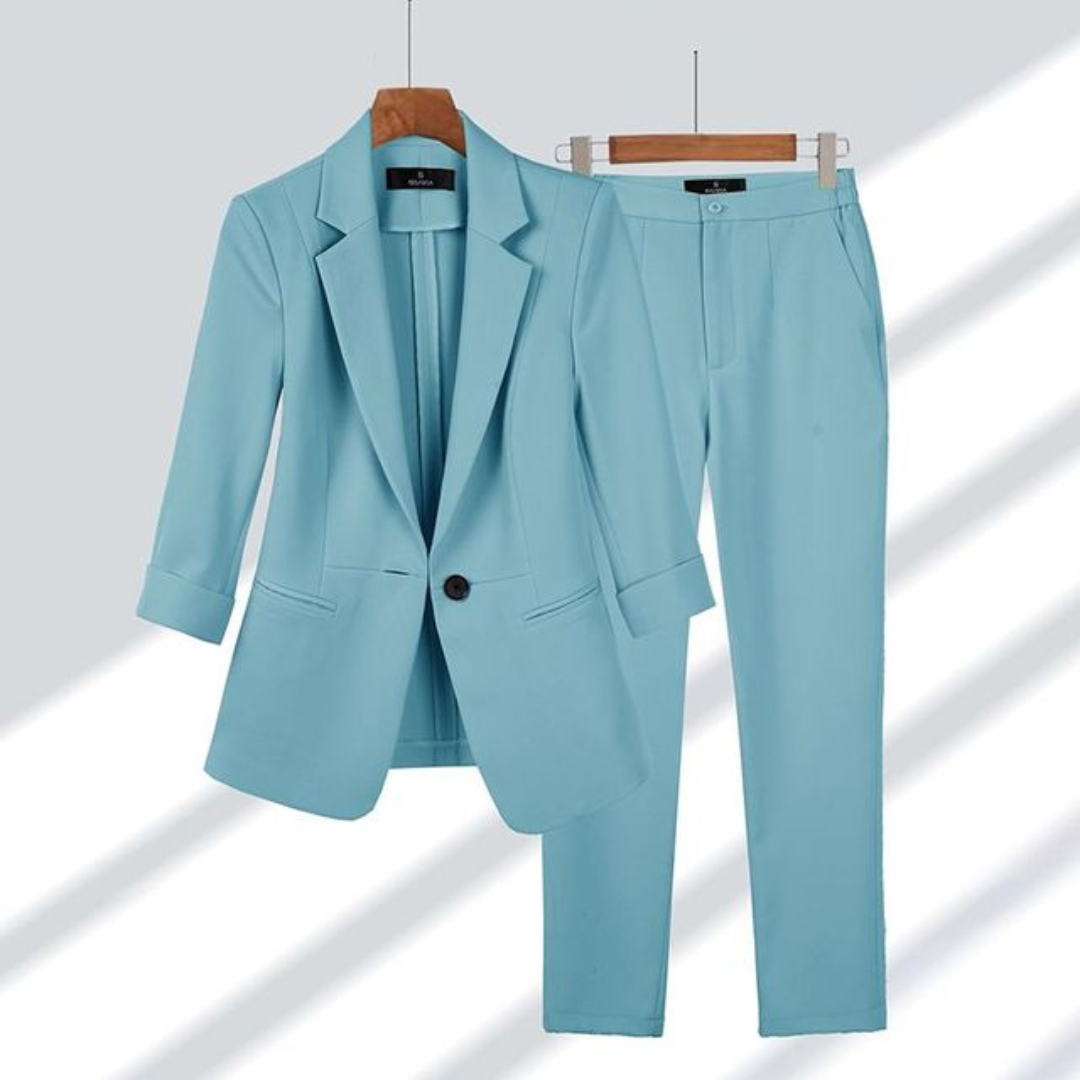 Rosa Women's Office Set | Classic Blazer and Trousers 3