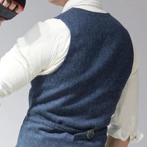 Sleek Men's Vintage Vest | Lightweight, Classic Button Placket 3