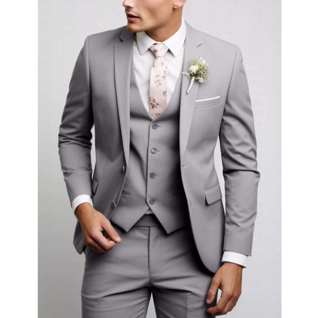 Sleek Men's Wedding Suit | Slim Fit 3-Piece Ensemble 4
