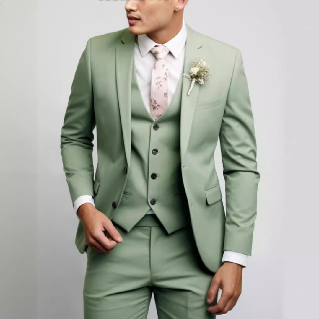Sleek Men's Wedding Suit | Slim Fit 3-Piece Ensemble 5