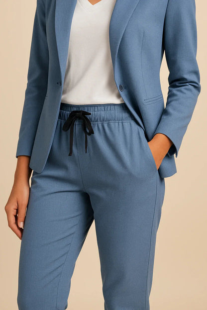 Valentina Women's Suit | Tailored Elegance, Year-Round Wear 4