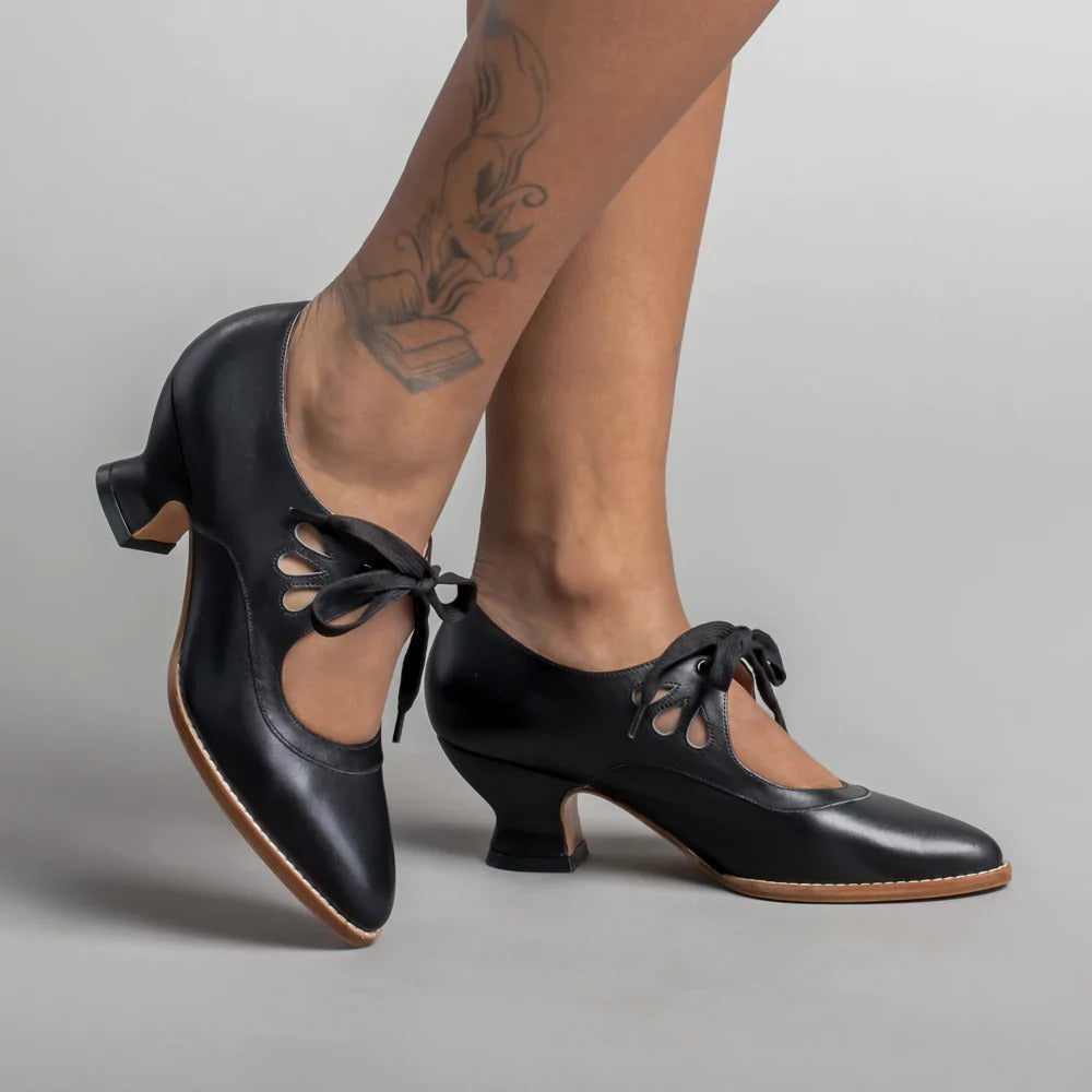 Vera Women's Closed Toe Shoes | Vintage Style, Everyday Comfort 0