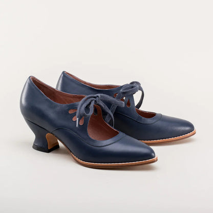 Vera Women's Closed Toe Shoes | Vintage Style, Everyday Comfort 3