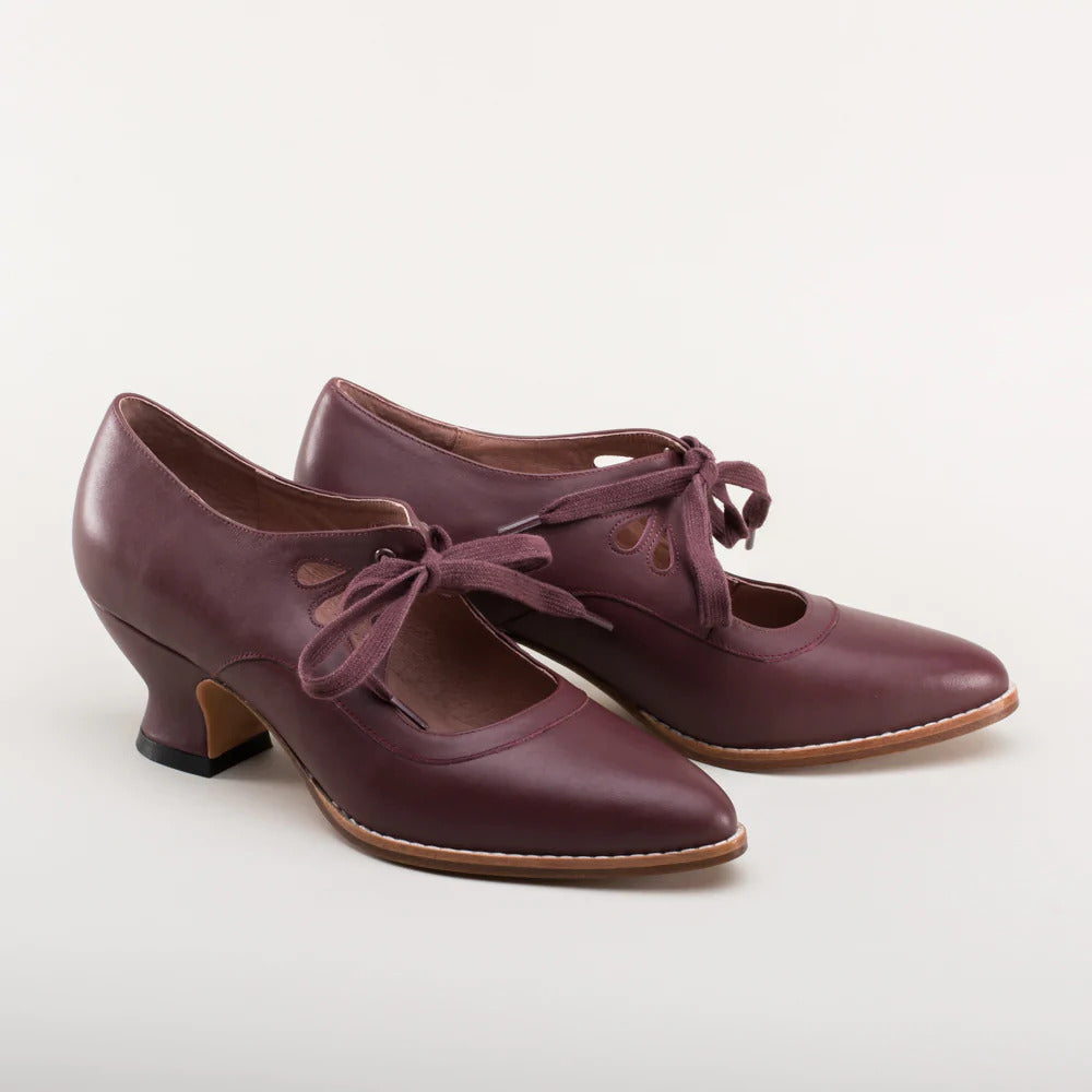 Vera Women's Closed Toe Shoes | Vintage Style, Everyday Comfort 4