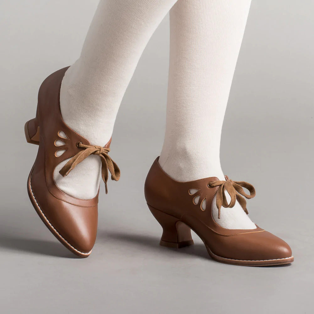 Vera Women's Closed Toe Shoes | Vintage Style, Everyday Comfort 6