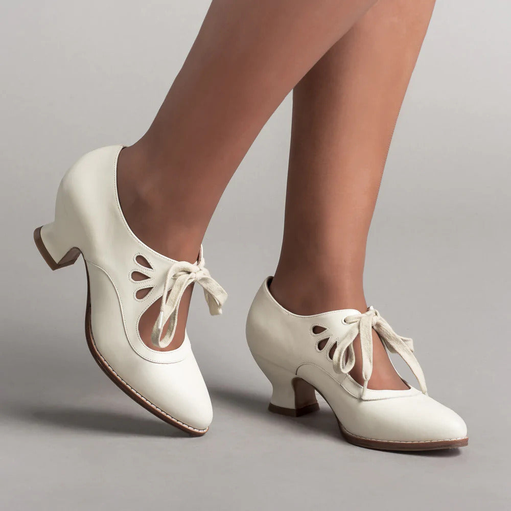 Vera Women's Closed Toe Shoes | Vintage Style, Everyday Comfort 8