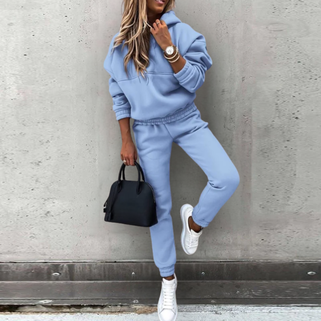 Willa Women's Hoodie & Jogger Set | Cozy Relaxed Fit 1