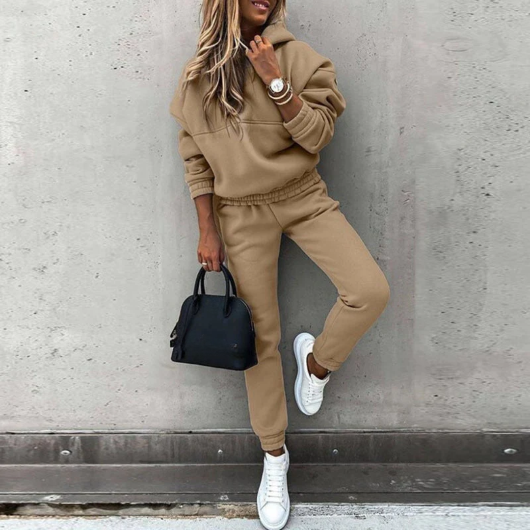 Willa Women's Hoodie & Jogger Set | Cozy Relaxed Fit 3