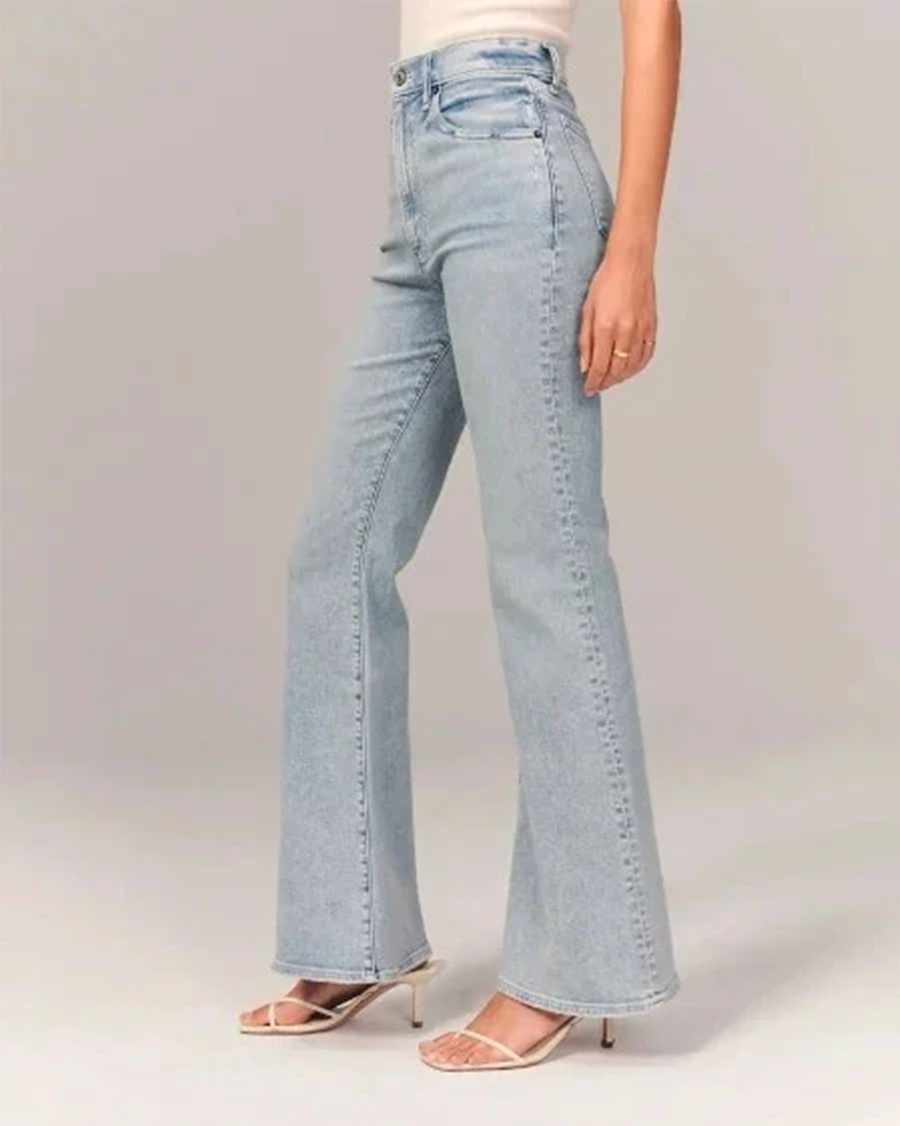 Zara Women's Flared High-Waisted Jeans | Chic Denim Essential 2